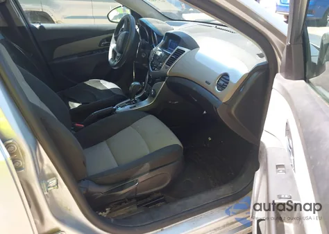 2016 Chevrolet Cruze Limited Ls Auto z USA, uszkodzony, nr VIN 1G1PC5SH2G7142768